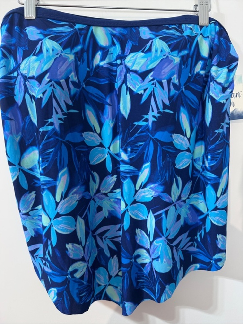 Women’s Blue Floral Swim Top w/ Straps Included & Built in Cups - Size 16